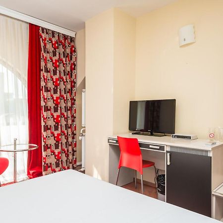 Pelister Skopje Bed & Breakfast Oda fotoğraf
